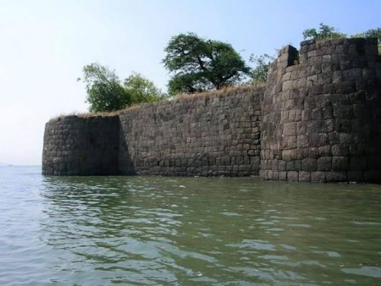 Kolaba Fort_1